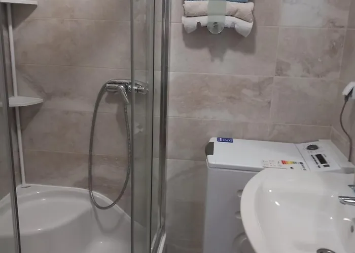 Priko Cetine 오미스