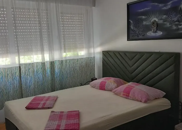 Priko Cetine Apartmán *
